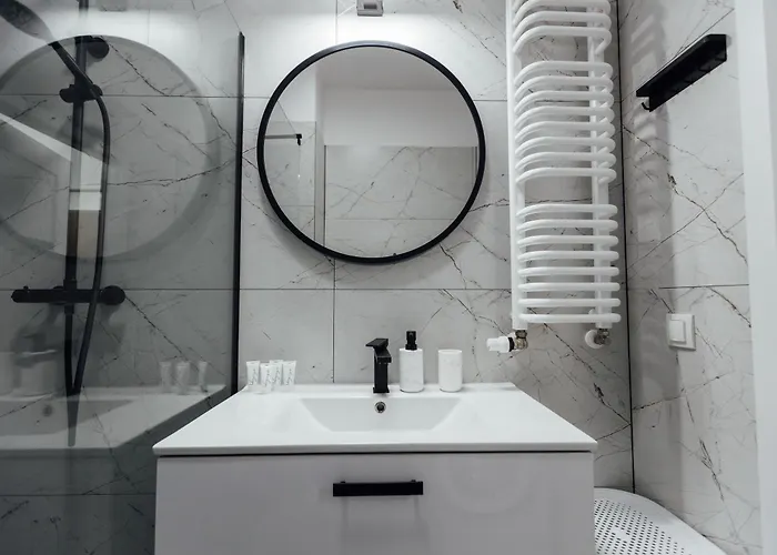 2-237 In Warsaw, Rc Bliska Wola Tower, 29 Marcina Kasprzaka, Petrovdom *