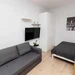 2-237 In Warsaw, Rc Bliska Wola Tower, 29 Marcina Kasprzaka, Petrovdom 바르샤바